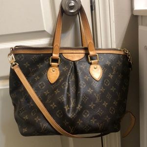 Louis Vuitton purse